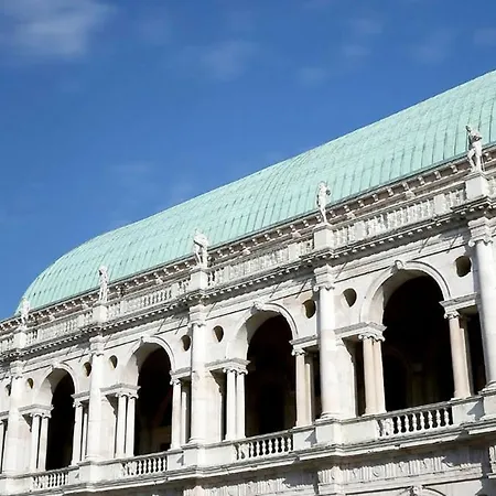 Centro A 10 Min - Quartiere Tranquillo - Ristrutturato - Chocomint Apartment