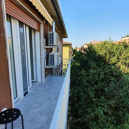 Centro A 10 Min - Quartiere Tranquillo - Ristrutturato - Chocomint Apartmán Padova