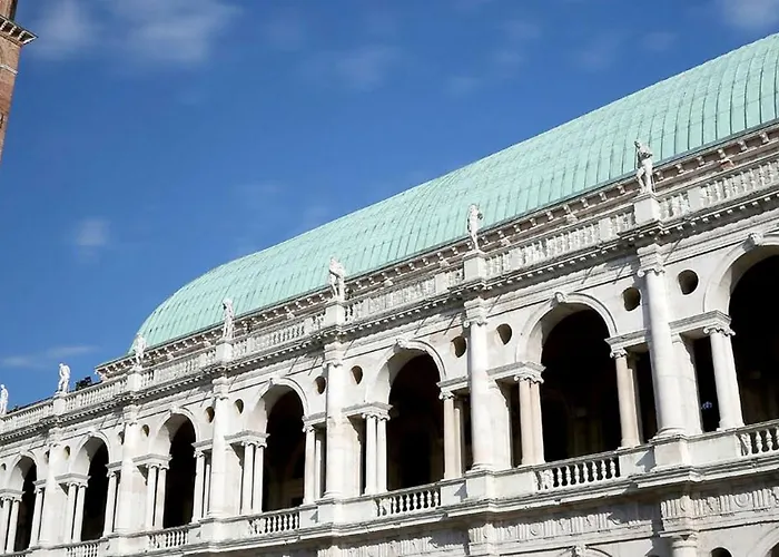 Centro A 10 Min - Quartiere Tranquillo - Ristrutturato - Chocomint アパート