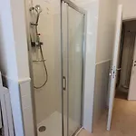 Centro A 10 Min - Quartiere Tranquillo - Ristrutturato - Chocomint Apartmán *