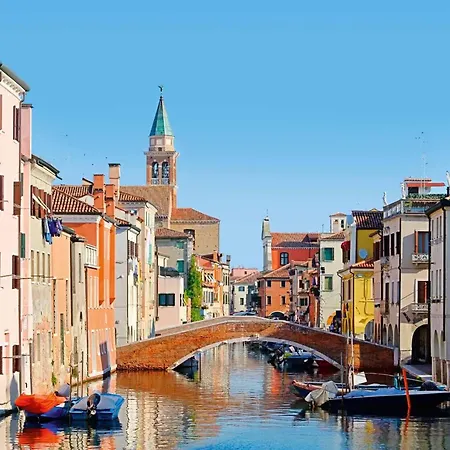 Centro A 10 Min - Quartiere Tranquillo - Ristrutturato - Chocomint Apartman *