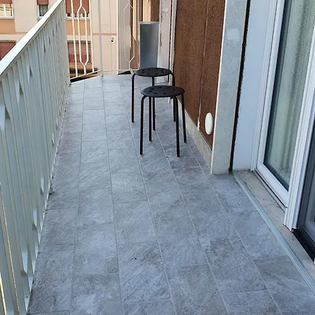 Centro A 10 Min - Quartiere Tranquillo - Ristrutturato - Chocomint *