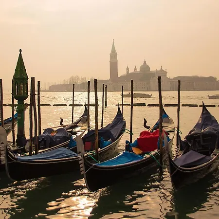 Apartament Centro A 10 Min - Quartiere Tranquillo - Ristrutturato - Chocomint