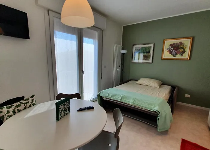 Centro A 10 Min - Quartiere Tranquillo - Ristrutturato - Chocomint